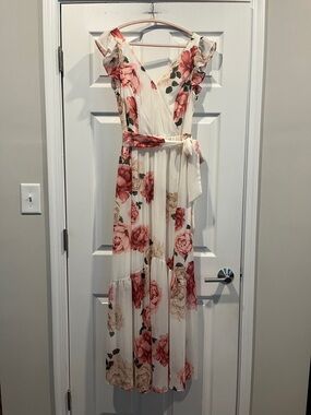 Premier Amour Floral Maxi Dress in Ivory and Pink Cottagecore Feminine SZ 6
